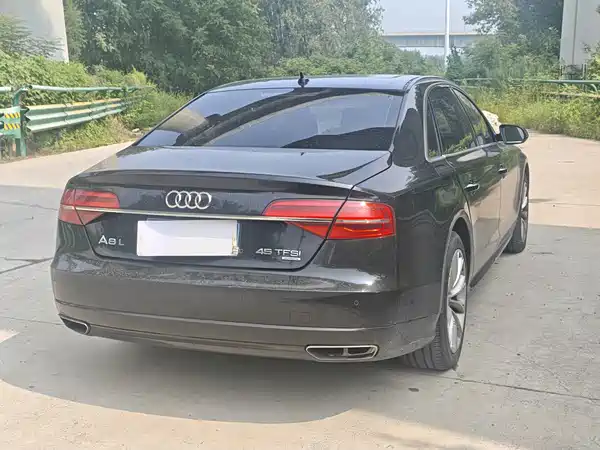 Audi A8 2017