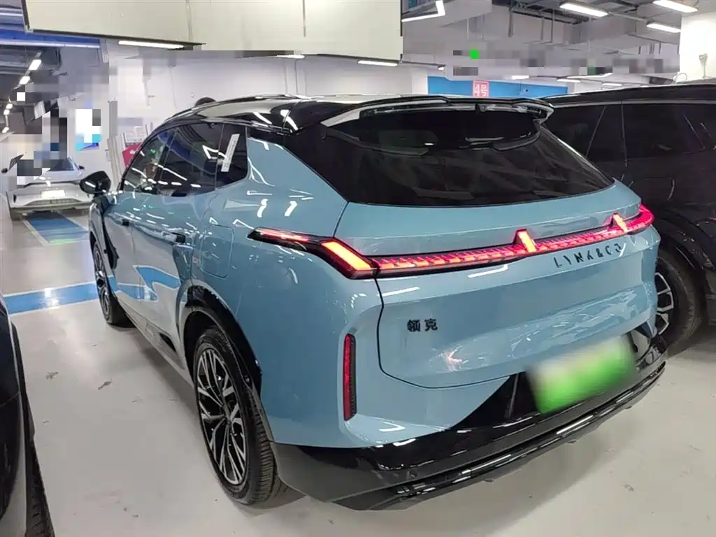 Lynk & Co 08 EM-P 2025 — фото 5
