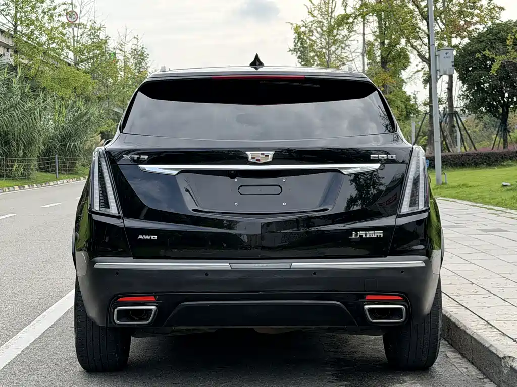Cadillac XT5 2023 — фото 5