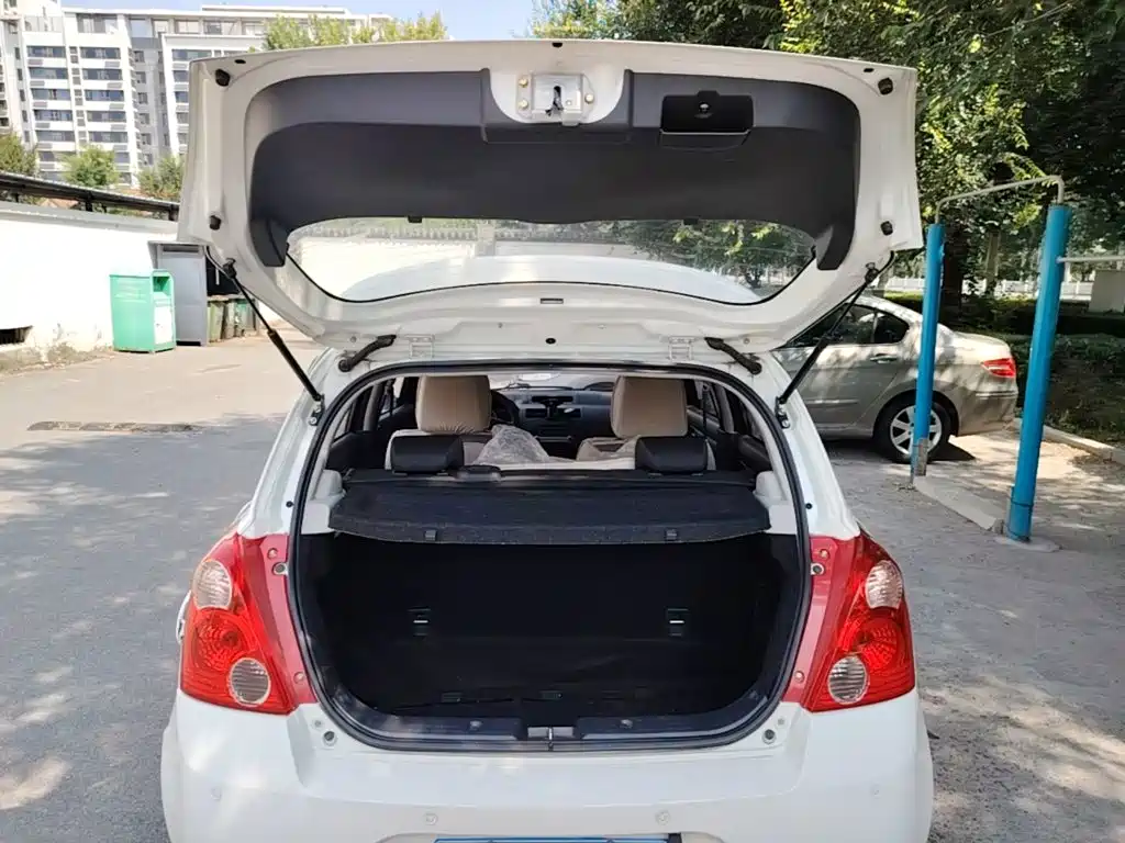 Suzuki Swift 2017 — фото 19