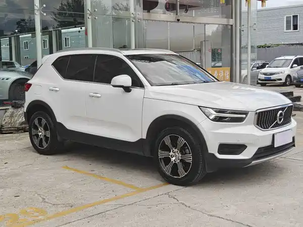 Volvo XC40 2019
