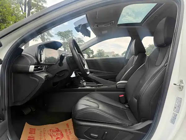 Hyundai Elantra 2022