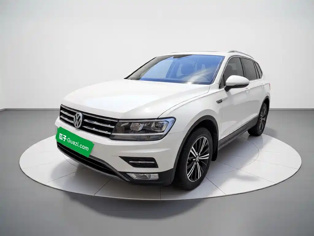 Volkswagen Tiguan L 2020 — фото 2