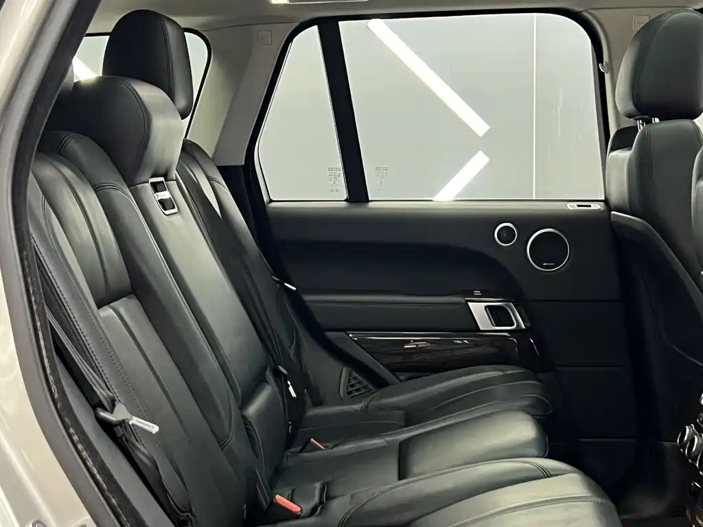 Land Rover Range Rover 2017 — фото 18