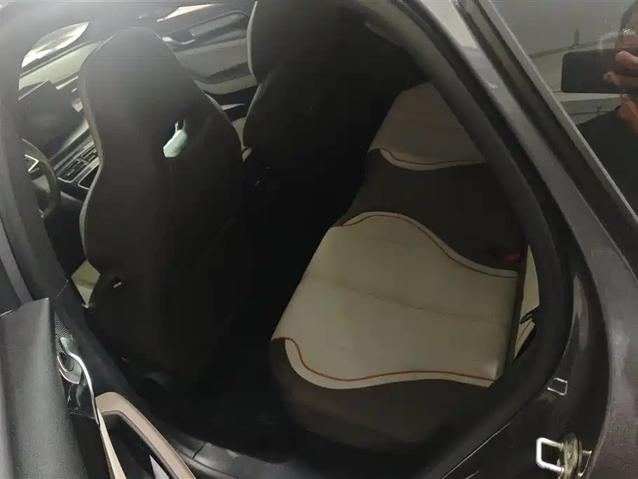 BYD Qin PLUS 2023 — фото 11