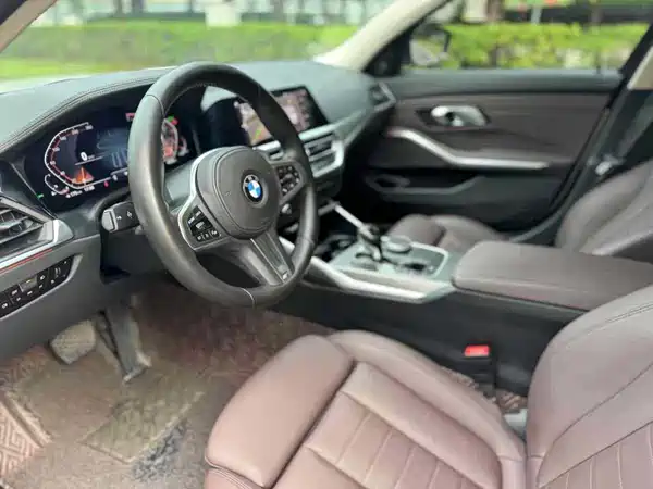 BMW 3 Series 2022