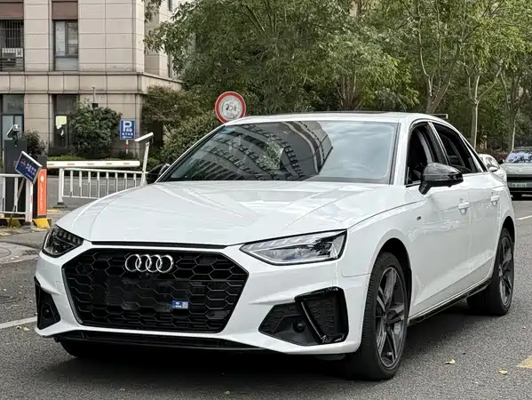 Audi A4L 2022