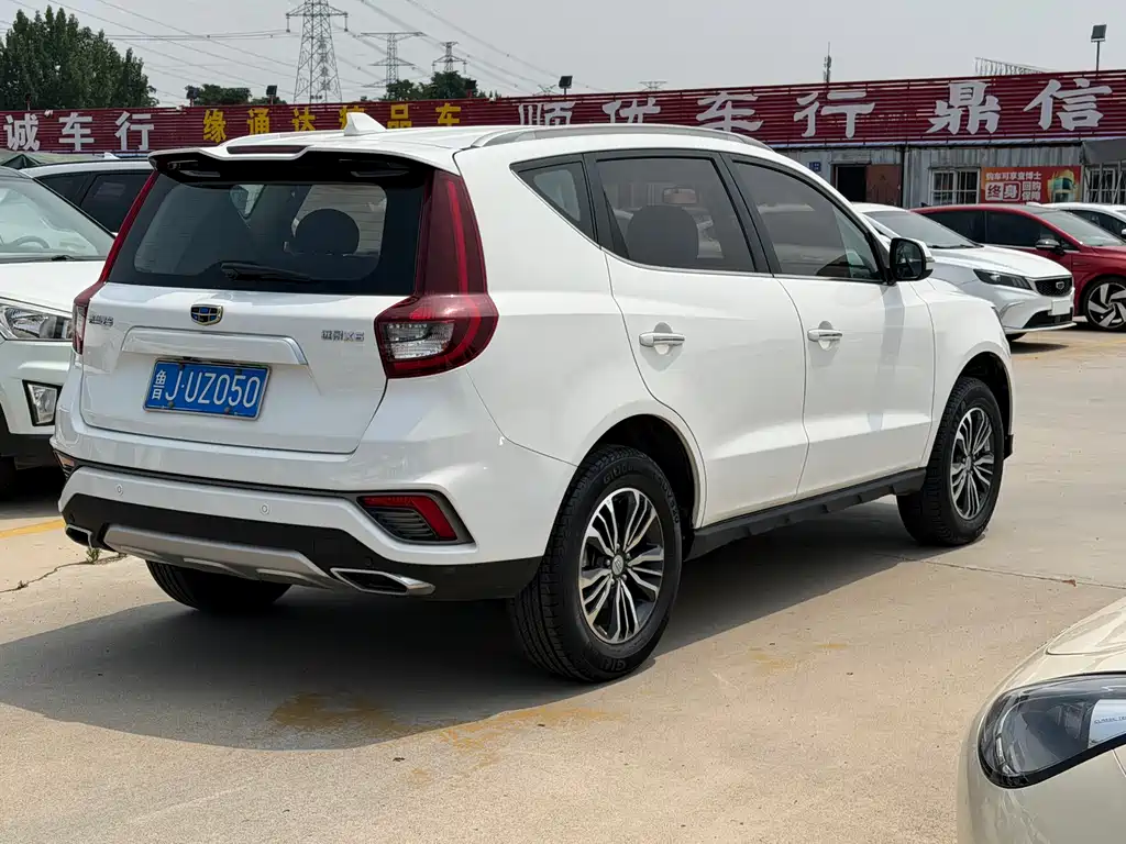 Geely Vision X6 2019