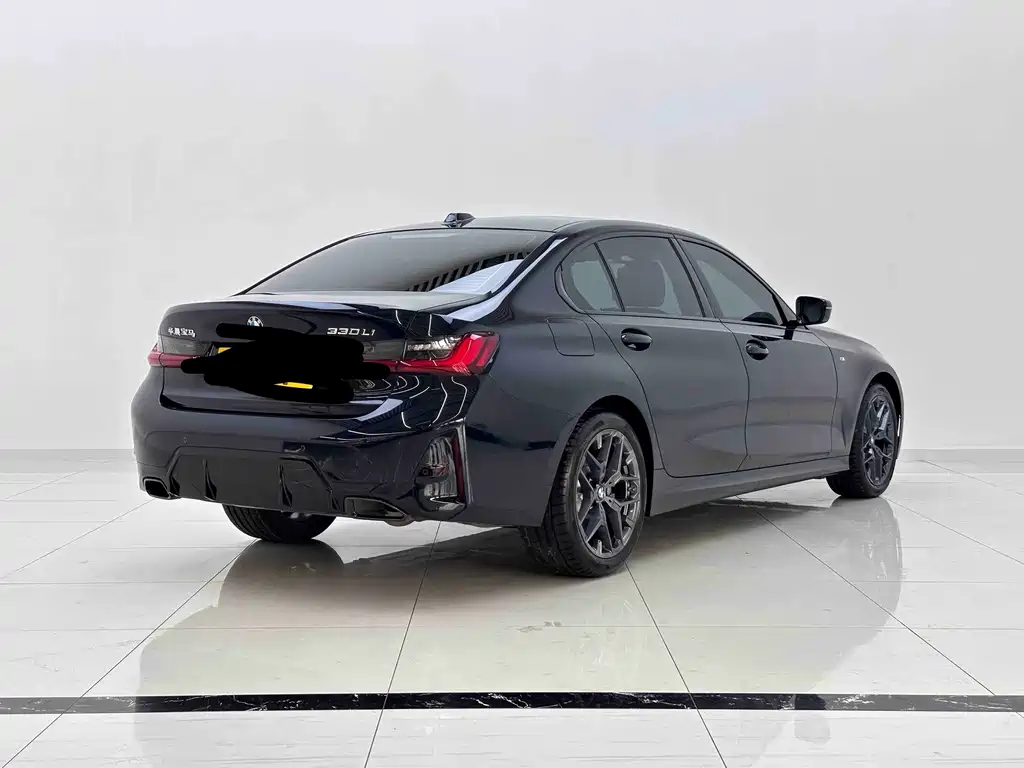 BMW 3 Series 2025