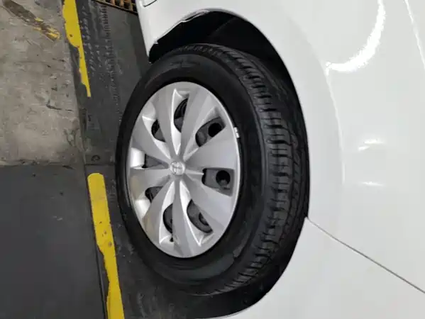 Toyota Yaris L 2016