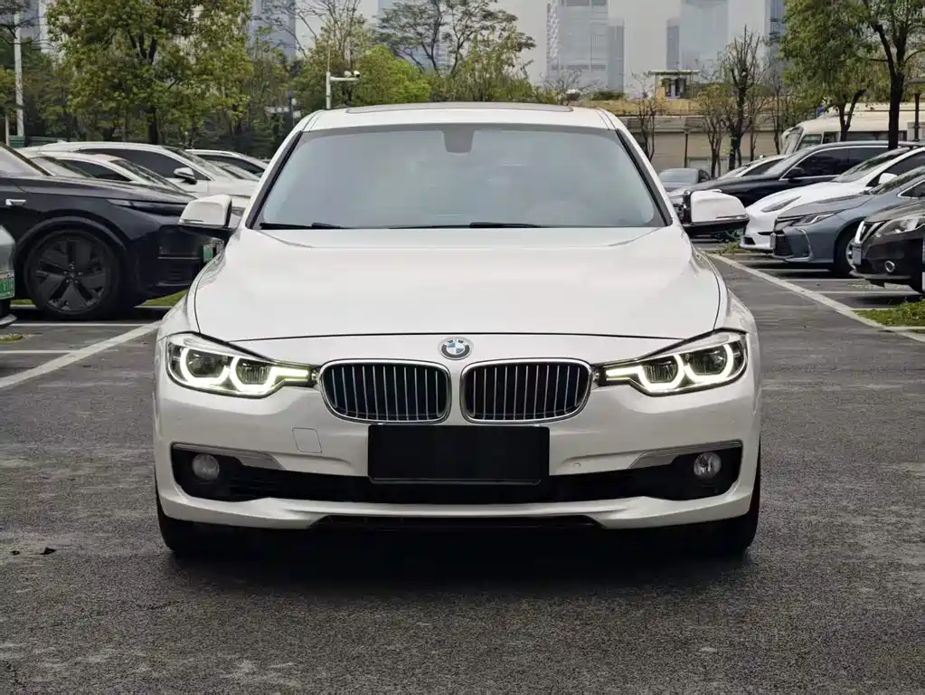 BMW 3 Series 2017 — фото 2