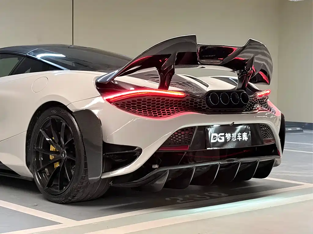 McLaren 720S 2018 — фото 12