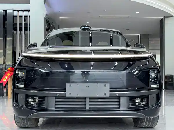 Li Auto L8 2023