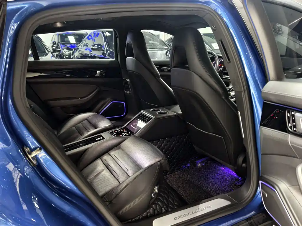 Porsche Panamera 2019