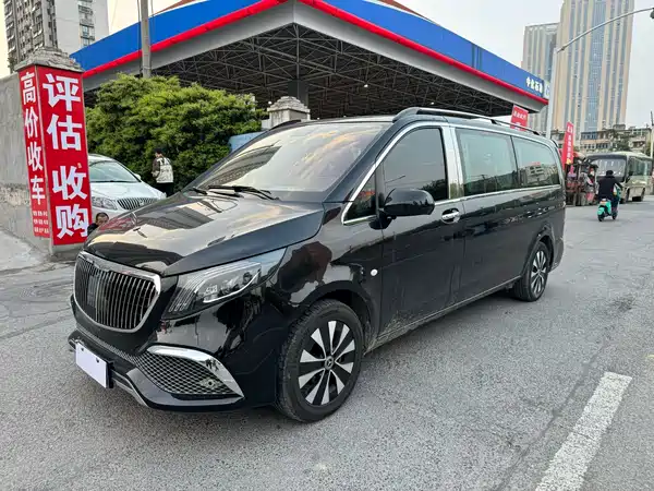 Mercedes-Benz Vito 2023