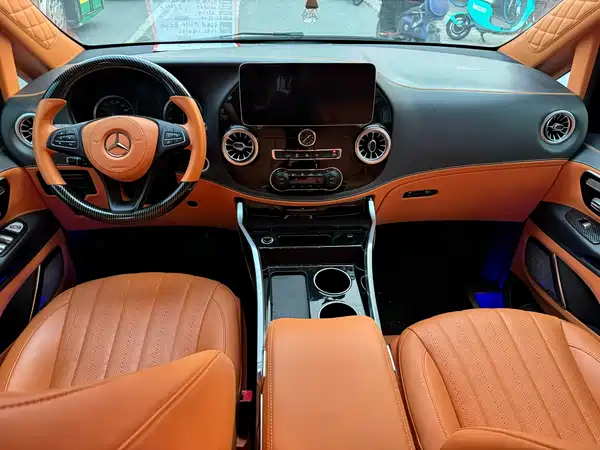 Mercedes-Benz Vito 2023