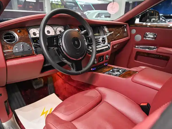Rolls-Royce Ghost 2015