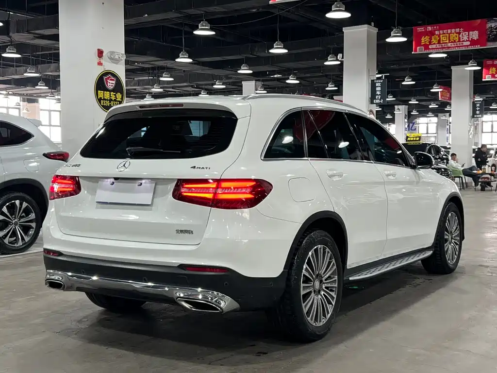 Mercedes-Benz GLC 2017 — фото 6