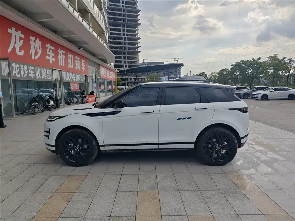 Land Rover Evoque 2021 — фото 3