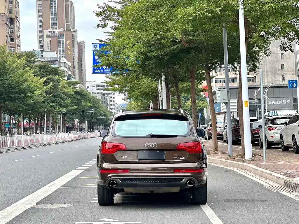 Audi Q7 2015 — фото 11