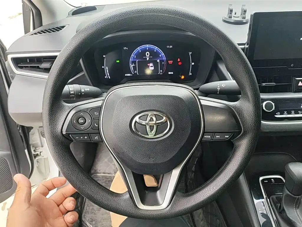 Toyota Levin 2024 — фото 10