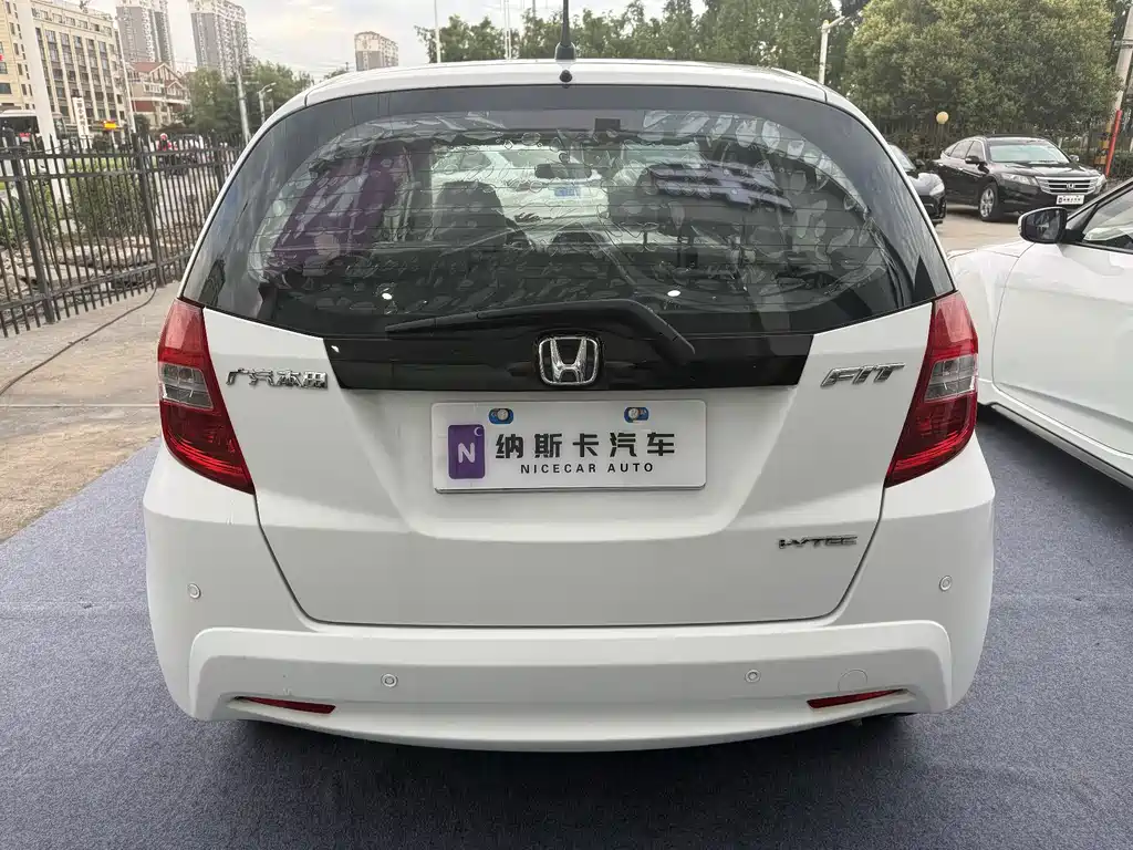 Honda Fit 2013 — фото 6