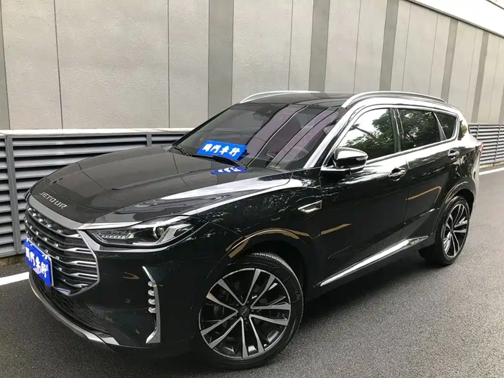 Jetour X70 PLUS 2021 — фото 1