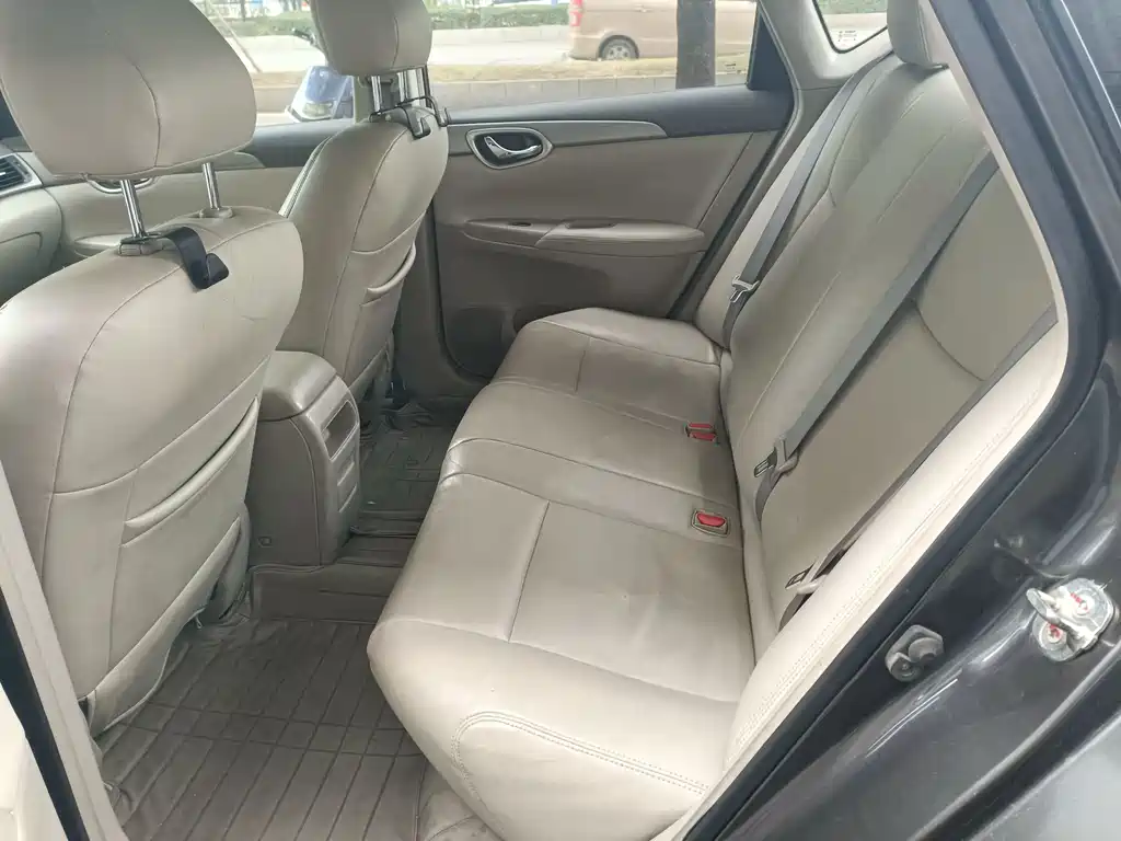 Nissan Sylphy 2013