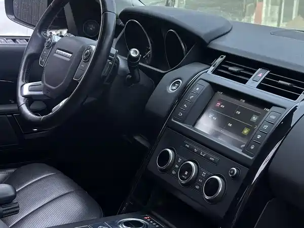 Land Rover Discovery 2017