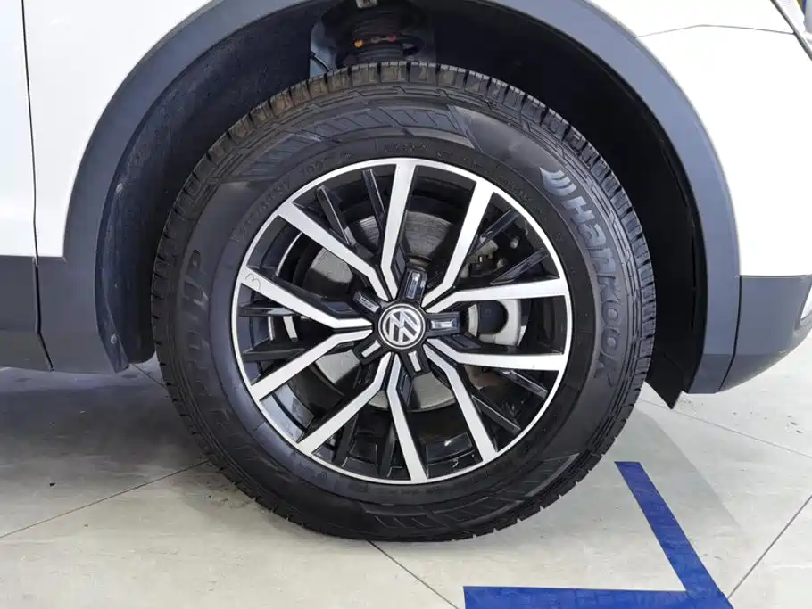 Volkswagen Tiguan L 2017