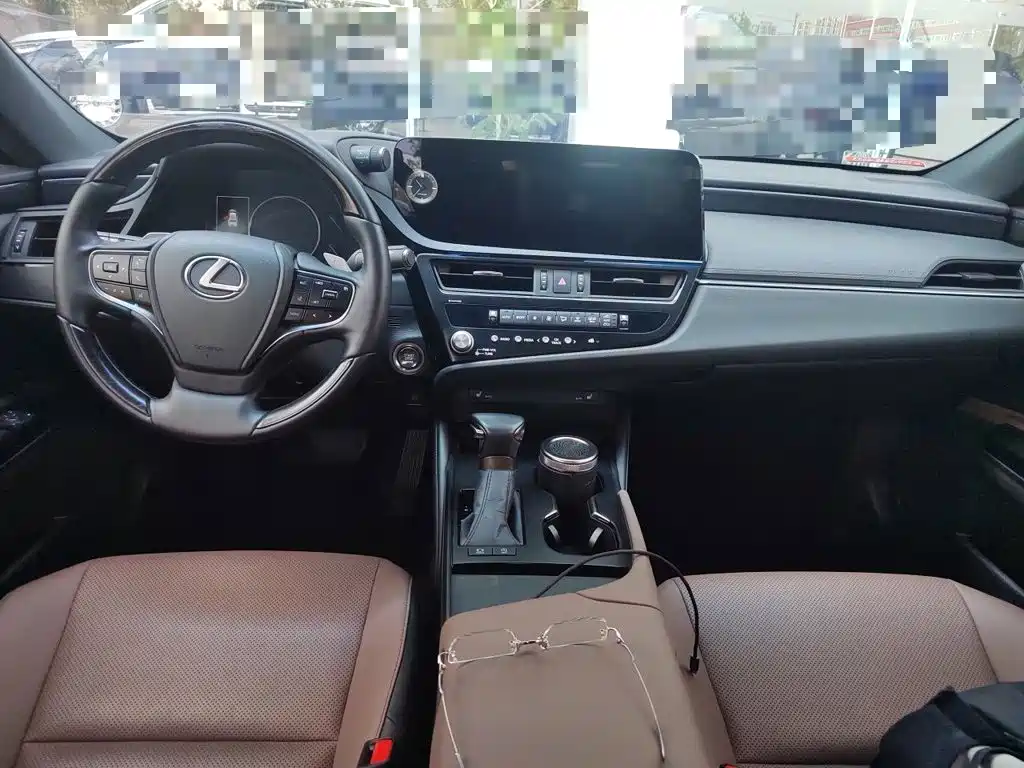 Lexus ES 2024 — фото 13