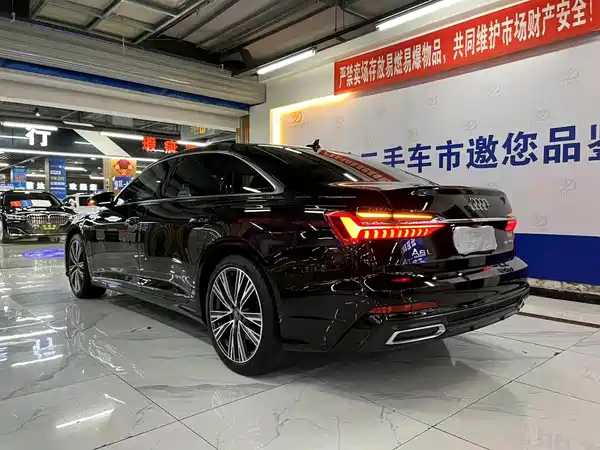 Audi A6L 2022