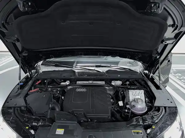 Audi Q5L 2024