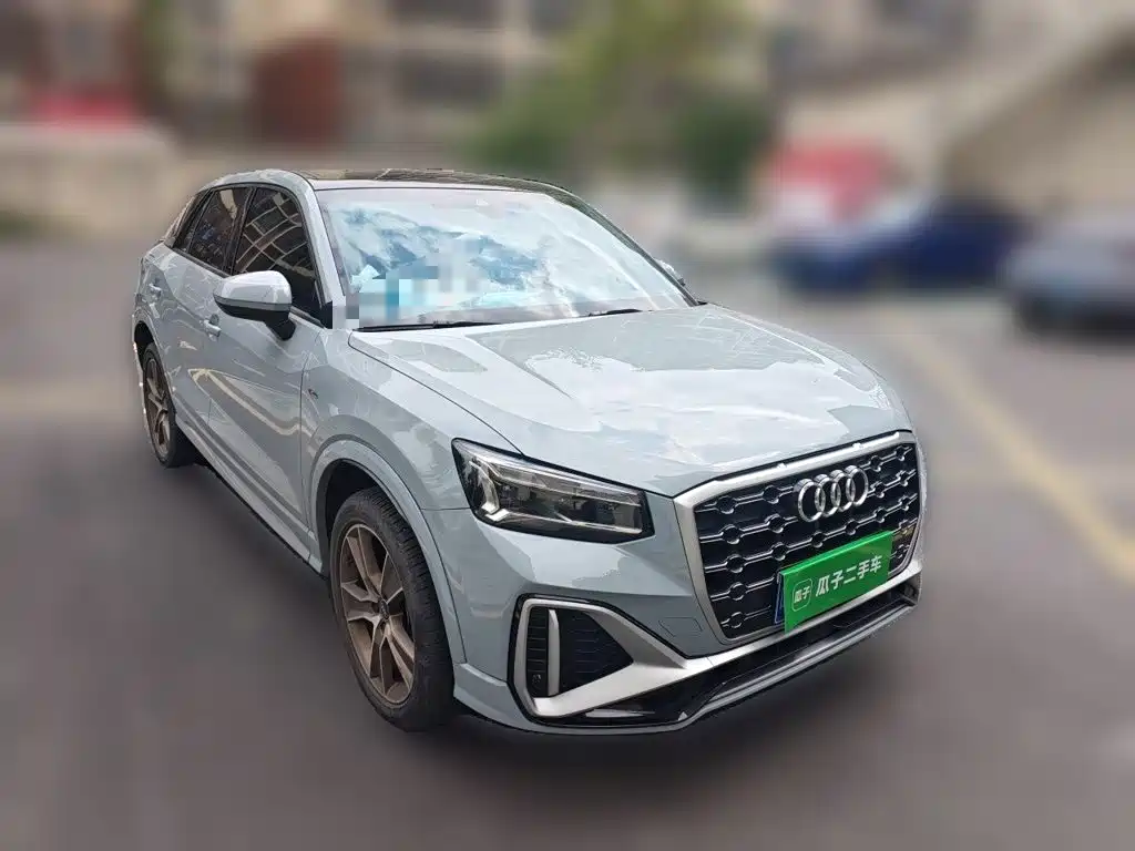 Audi Q2L 2023 — фото 23