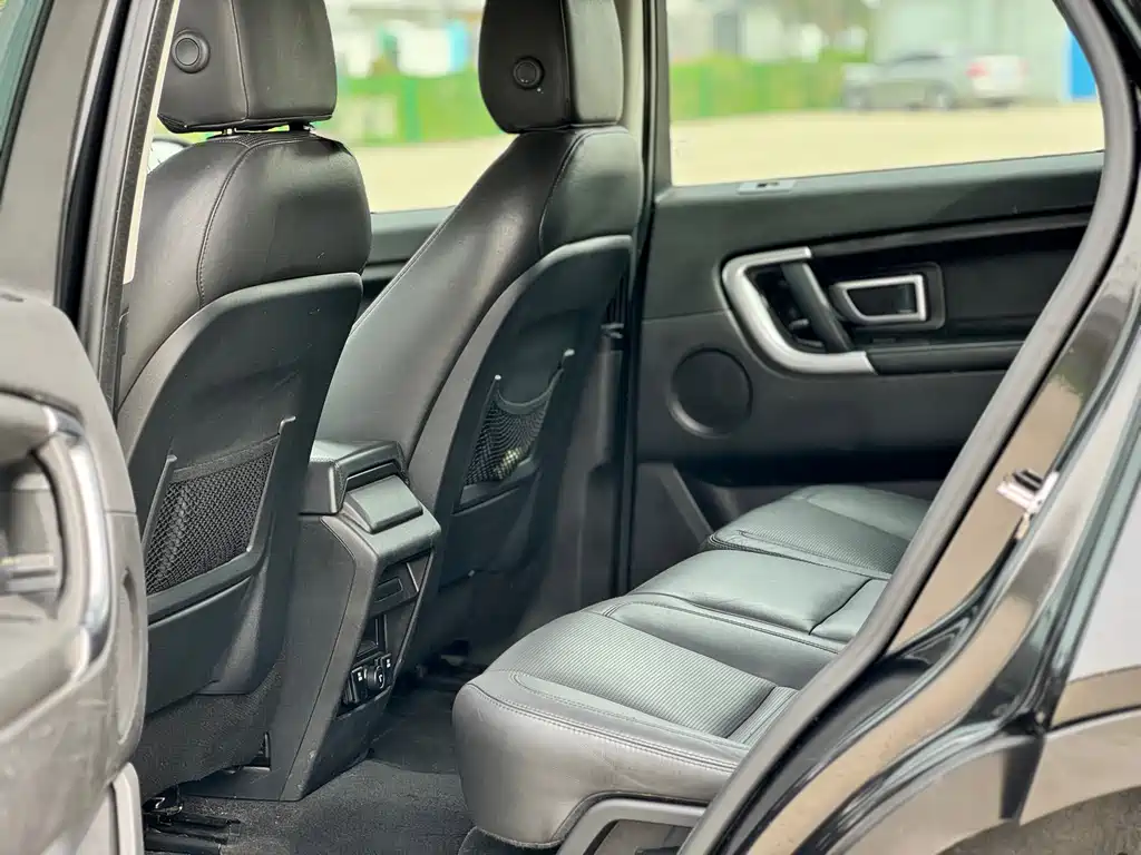 Land Rover Discovery Sport 2015 — фото 10
