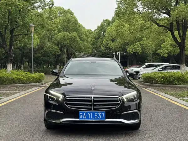 Mercedes-Benz E-Class 2023