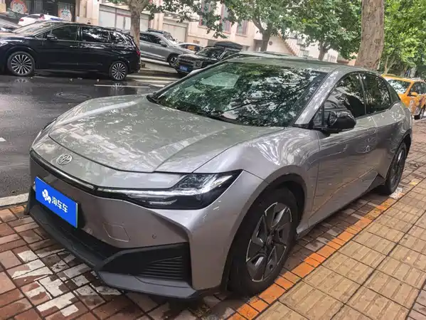 Toyota bZ3 2024