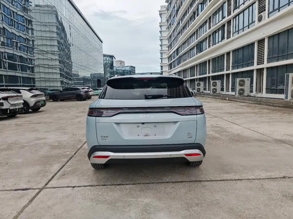 BYD Song L DM-i 2025 — фото 5