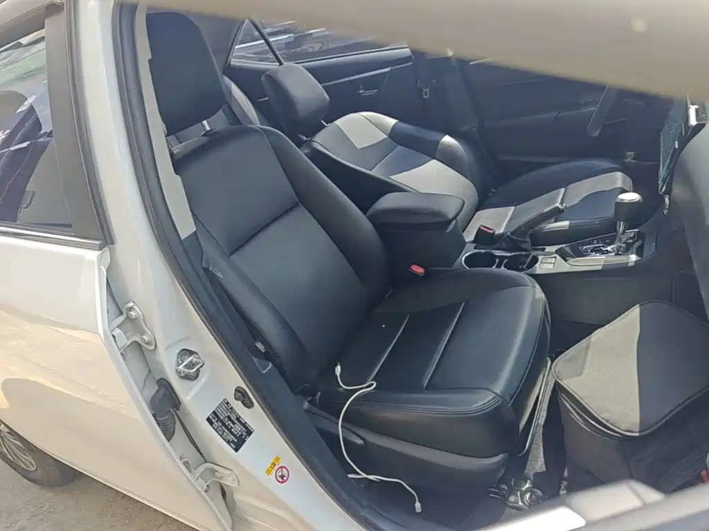 Toyota Corolla 2019 — фото 25