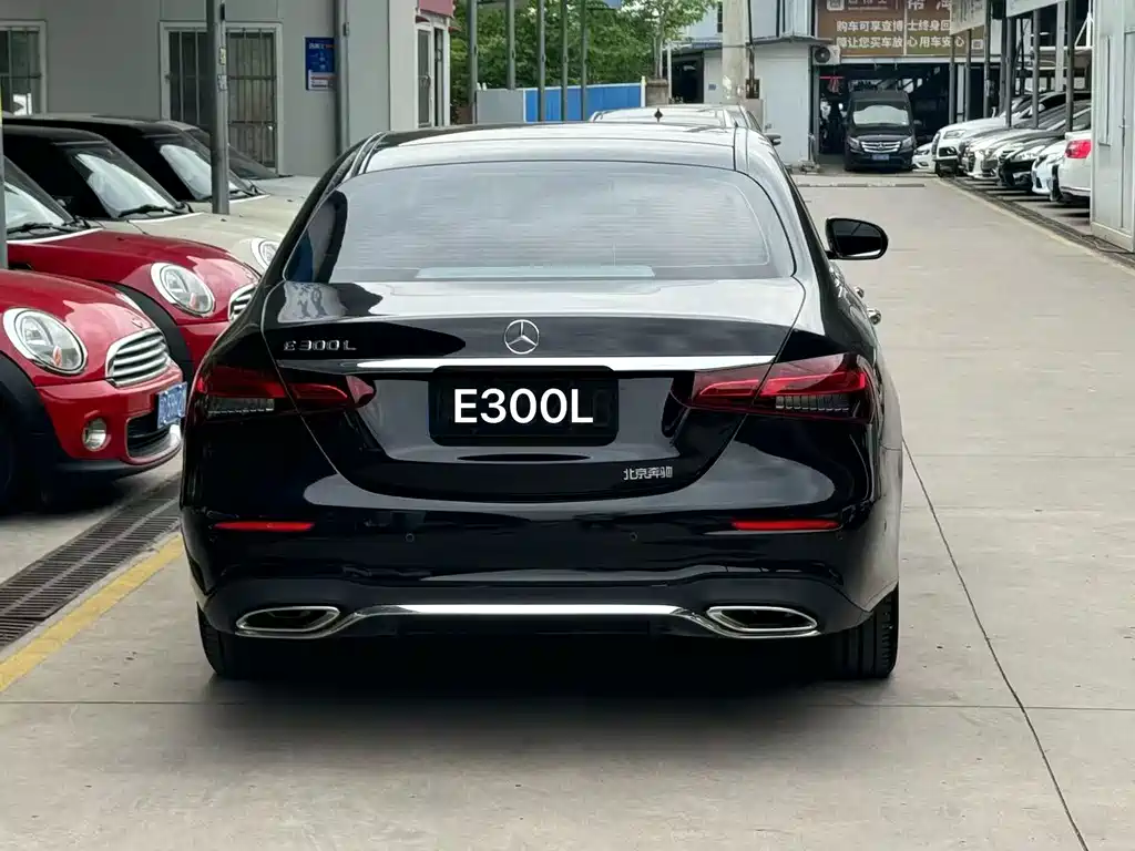 Mercedes-Benz E-Class 2022 — фото 10