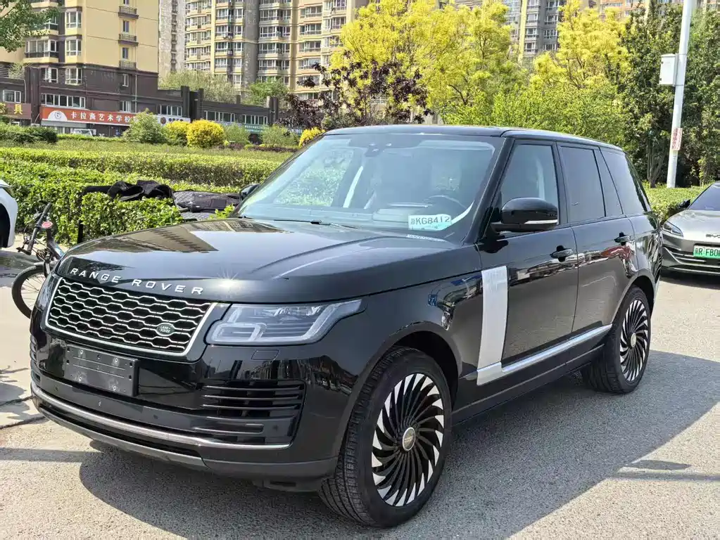 Land Rover Range Rover 2020 — фото 1