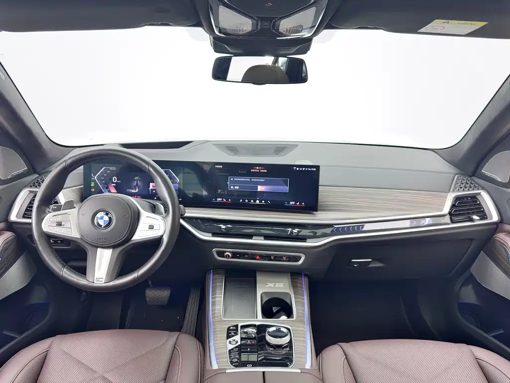BMW X5 2024 — фото 11
