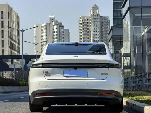 NIO ET7 2022
