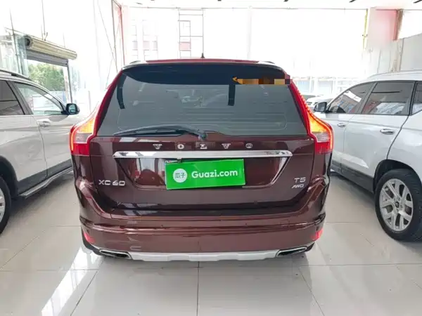 Volvo XC60 2015