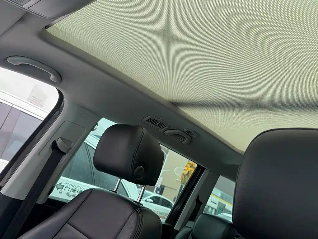 Volkswagen Sharan 2018 — фото 14