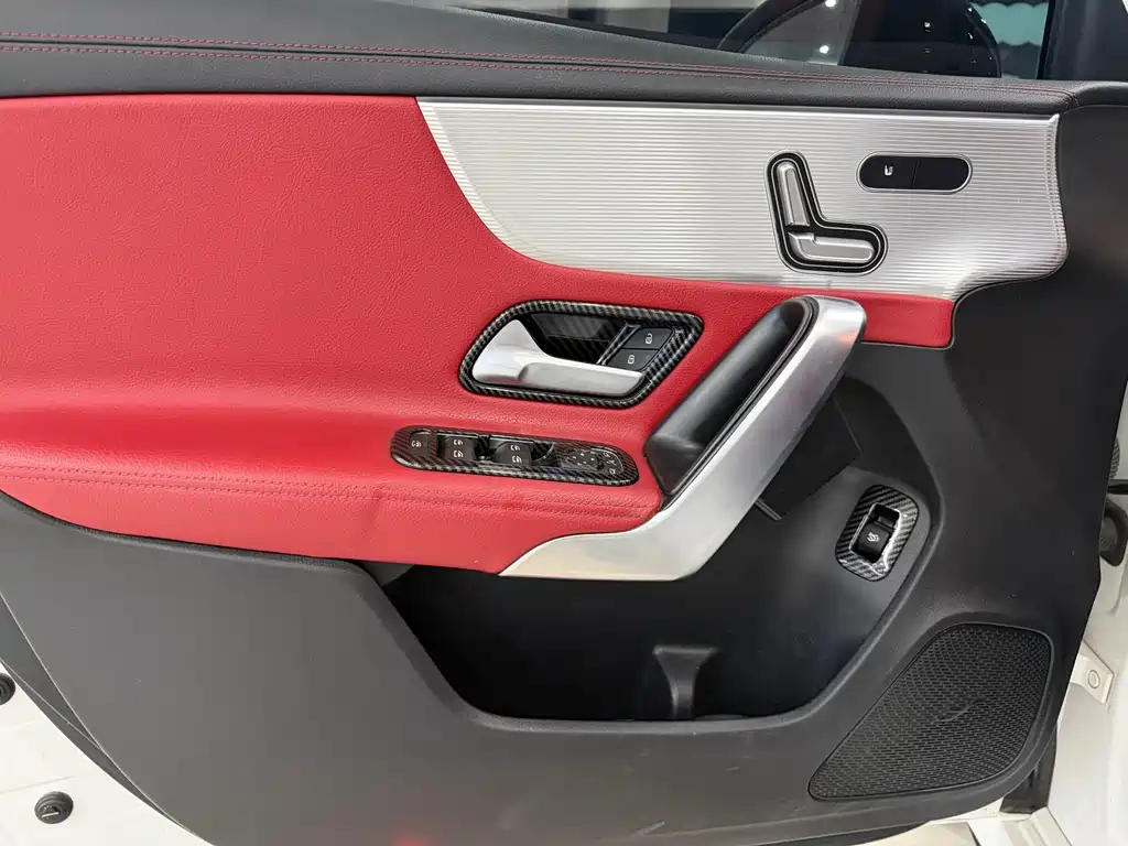 Mercedes-Benz A-Class AMG 2020 — фото 14
