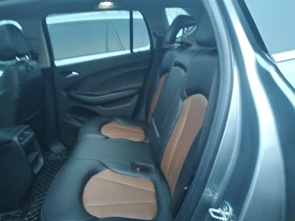 Buick Envision Plus 2018 — фото 13
