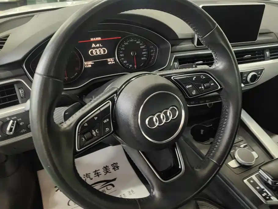 Audi A4L 2017 — фото 15