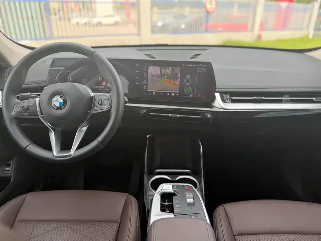 BMW X1 2025 — фото 8
