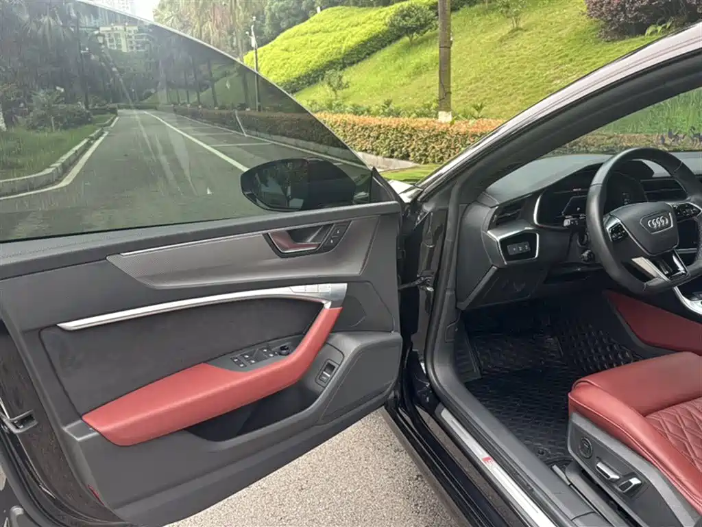 Audi A7L 2024 — фото 19